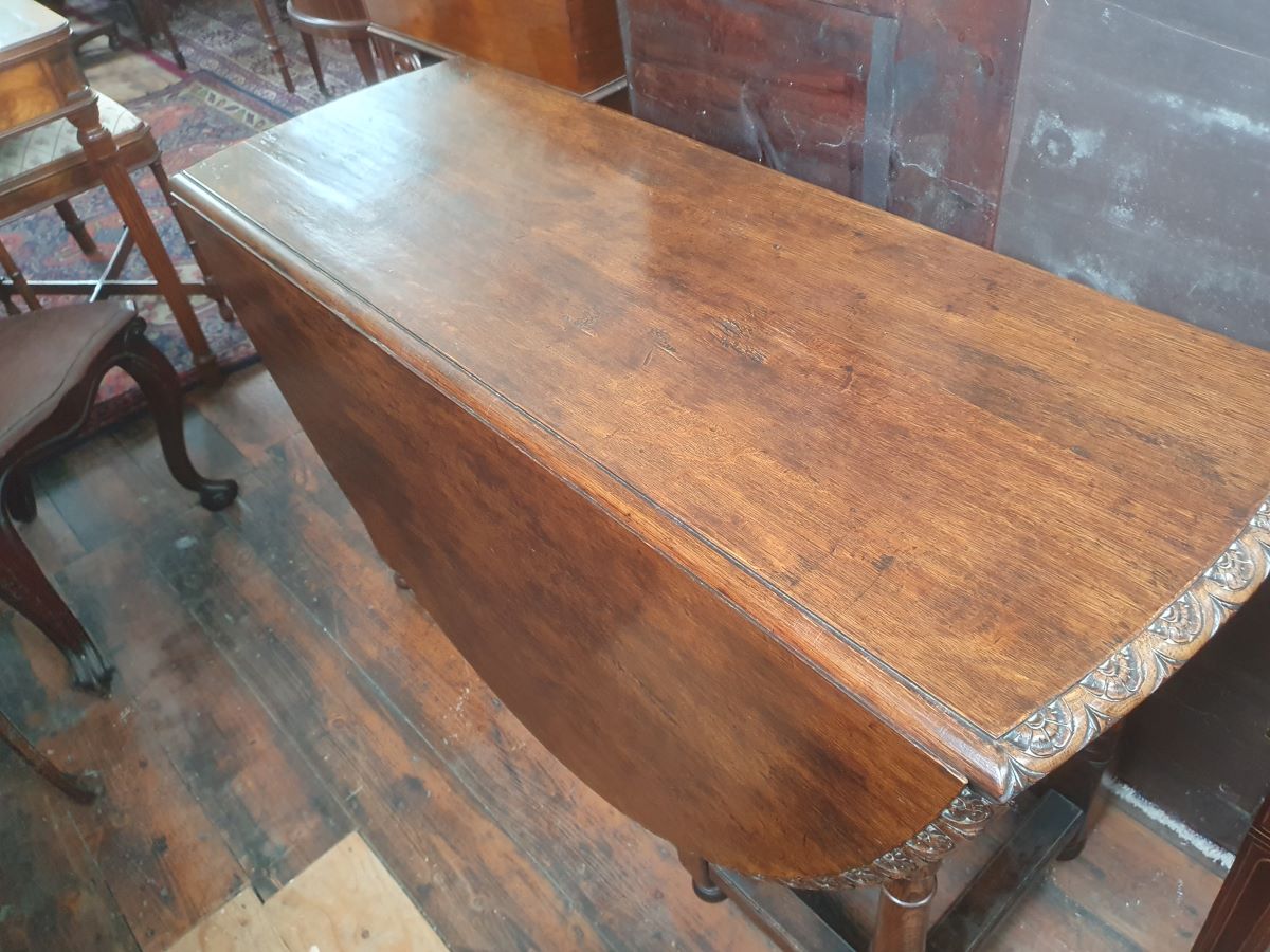 Late Victorian Oak Gateleg Dining Table